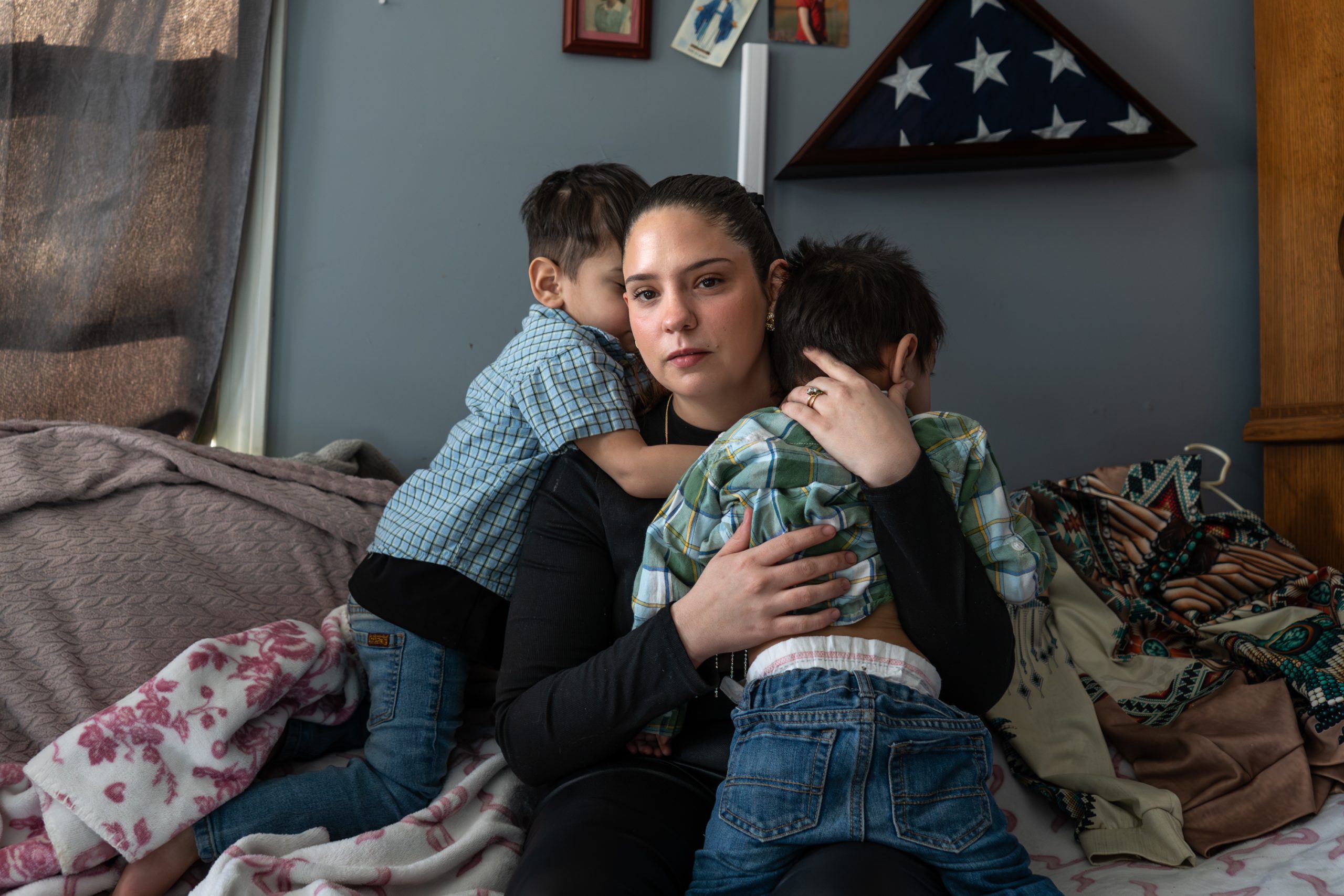 ICE detains New Bedford worker, leaving U.S. citizen wife to care for  disabled family members - The New Bedford Light